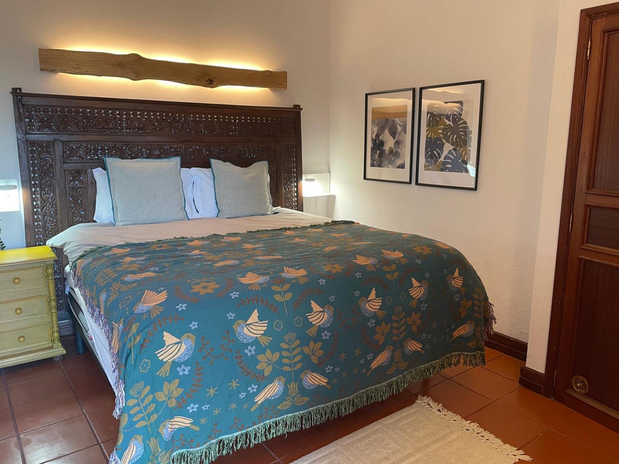 カミーニャ The Quixote House Bed & Breakfast エクステリア 写真